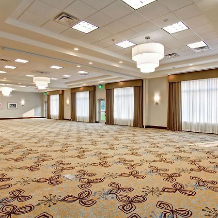 Hilton Garden Inn Woodbridge Exterior photo